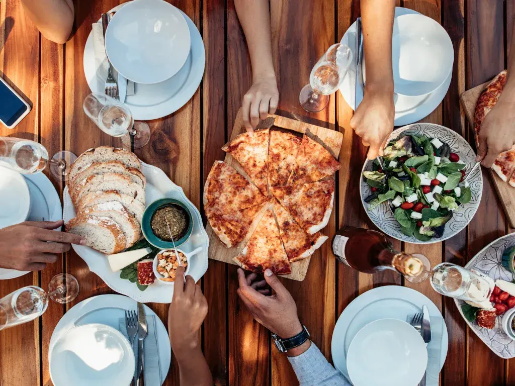 Pizzas and sides